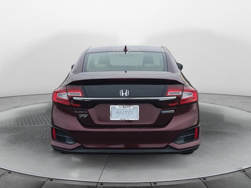 Used 2018 Honda Clarity Plug-In Hybrid Sedan