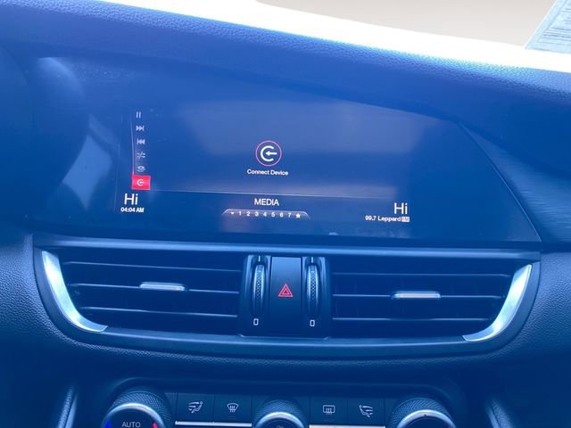 2017 Alfa Romeo Giulia Base - Photo 24