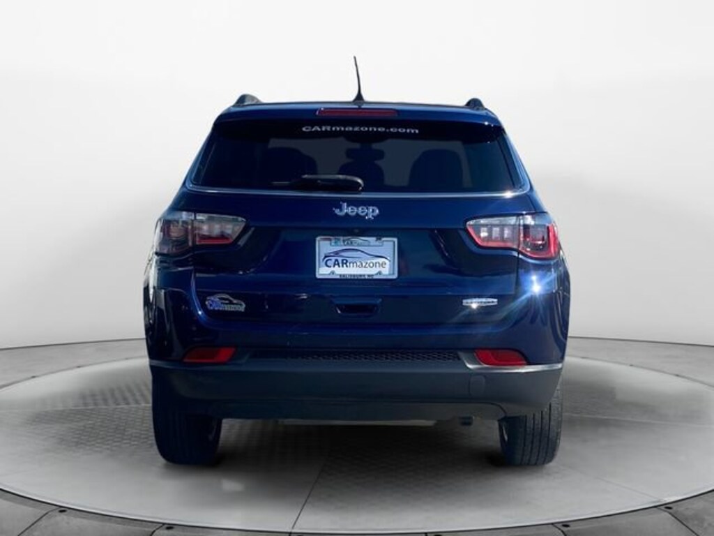 Used 2018 Jeep Compass Latitude SUV