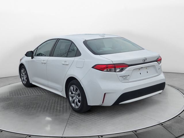 2020 Toyota Corolla LE photo 3
