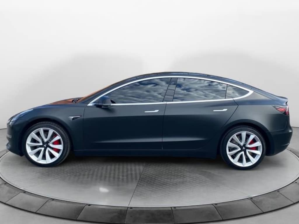 Used 2019 Tesla Model 3 Standard Range Plus Sedan