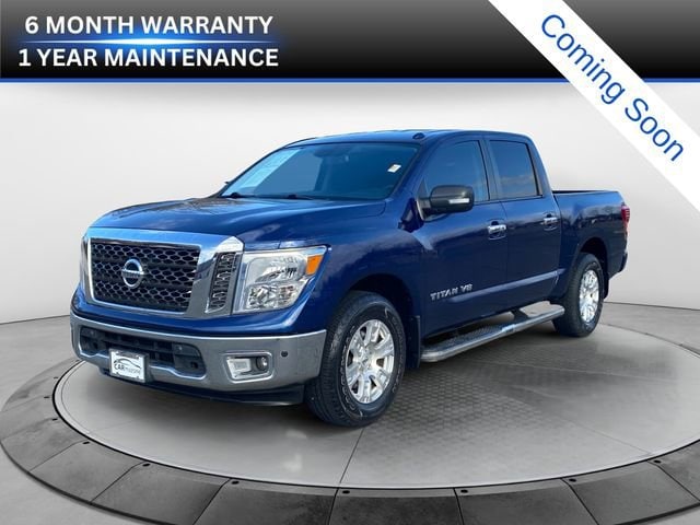2018 Nissan Titan SV's photo