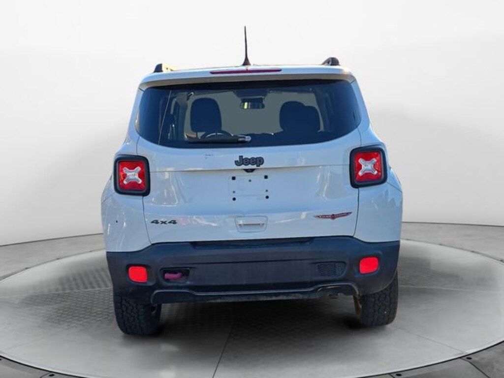 Used 2018 Jeep Renegade Trailhawk SUV