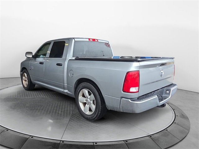 2022 Ram 1500 Classic Tradesman photo 2