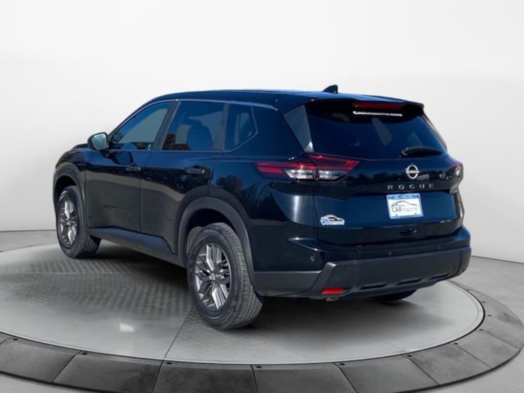Used 2024 Nissan Rogue S SUV