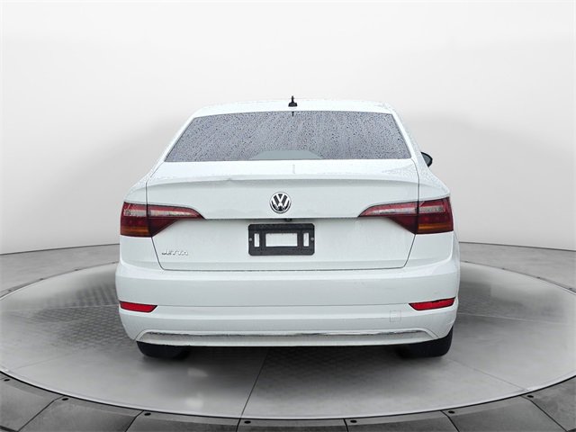 2019 Volkswagen Jetta SE photo 3