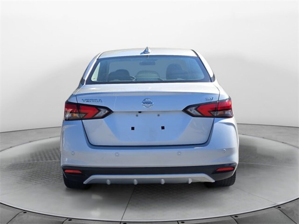 Used 2022 Nissan Versa SV Sedan