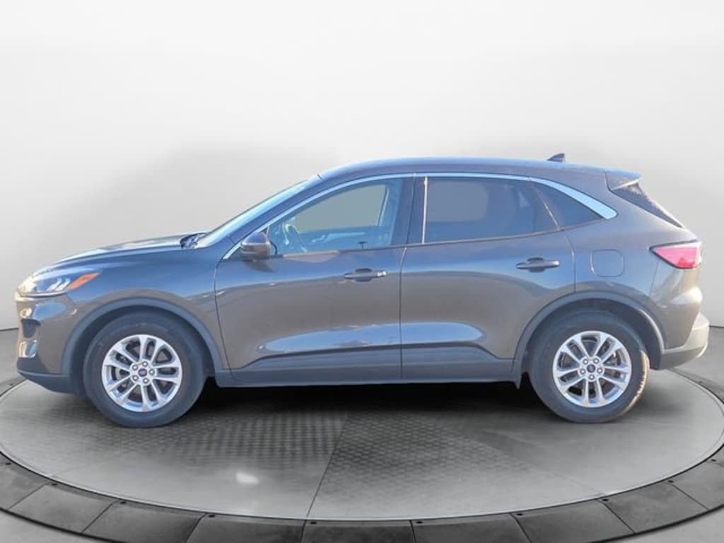 Used 2020 Ford Escape SE SUV