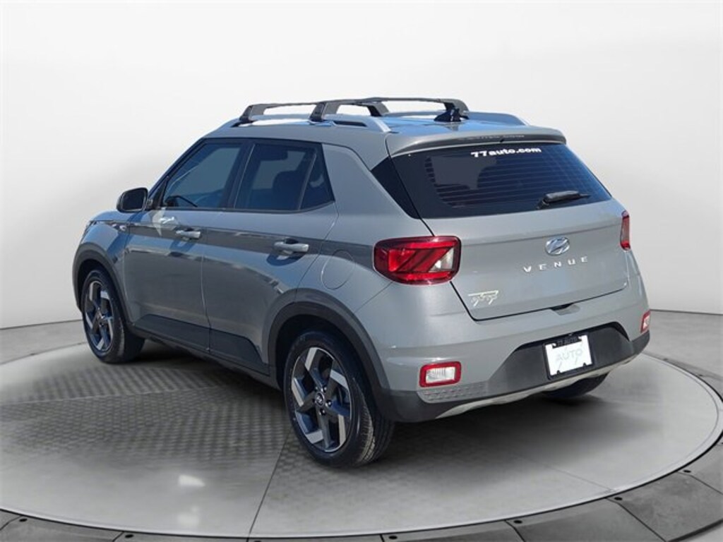 Used 2022 Hyundai Venue SEL SUV