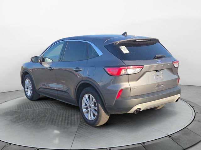 2021 Ford Escape SE photo 3
