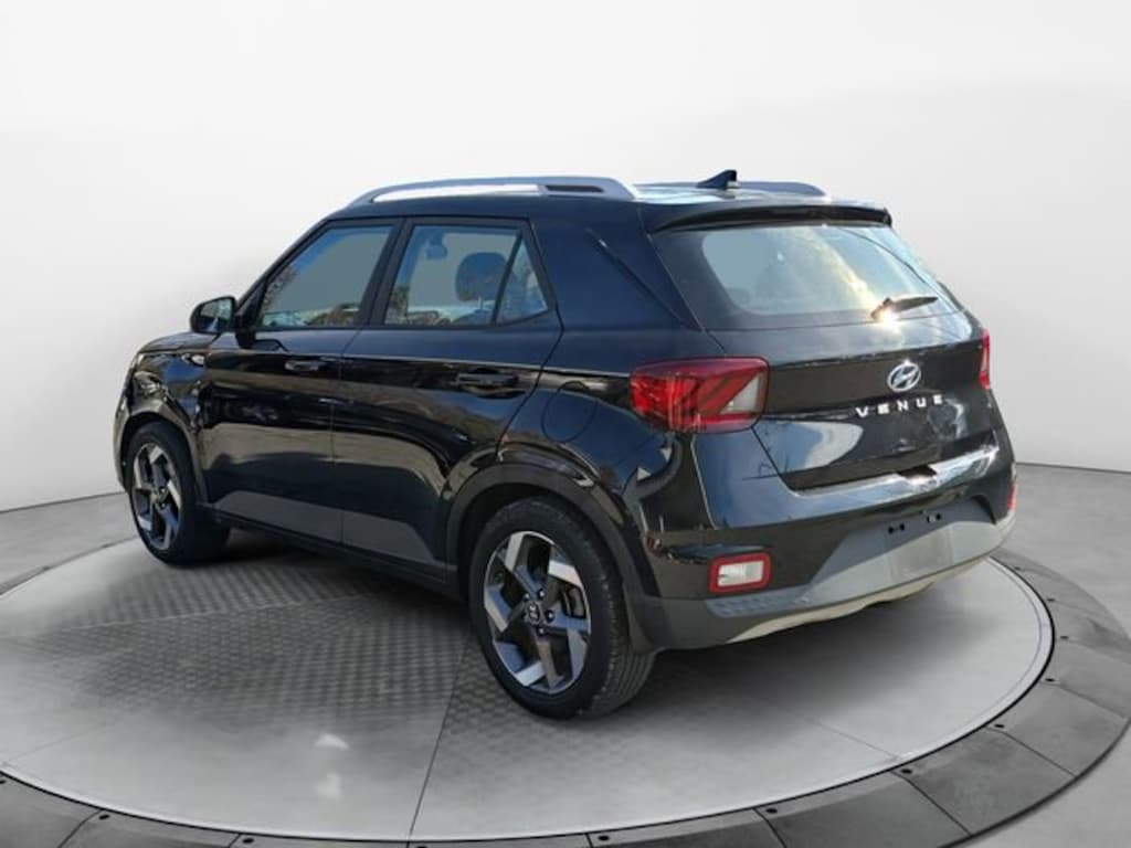 Used 2020 Hyundai Venue SEL SUV