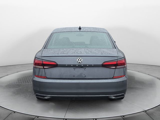 2020 Volkswagen Passat 2.0T SE photo 4
