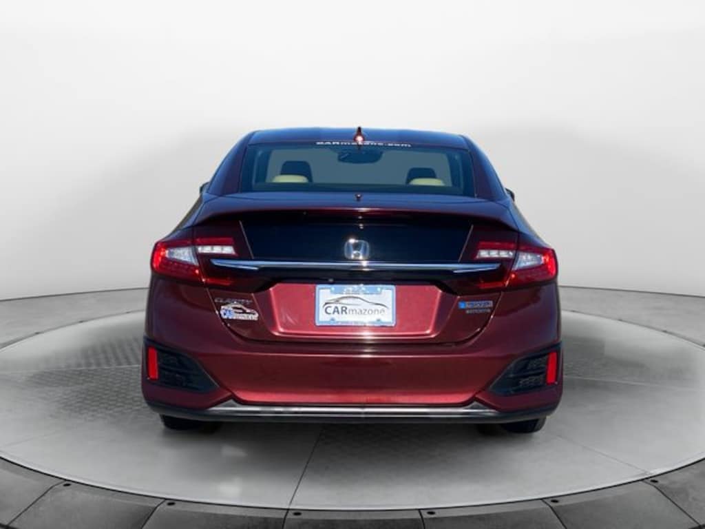 Used 2018 Honda Clarity Plug-In Hybrid Touring Sedan