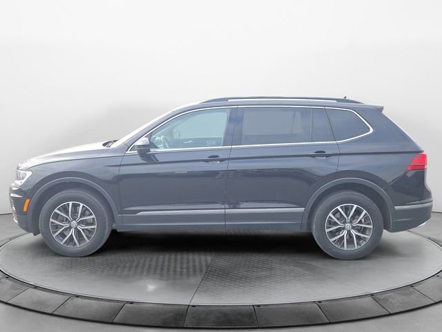 2020 Volkswagen Tiguan SE photo 2