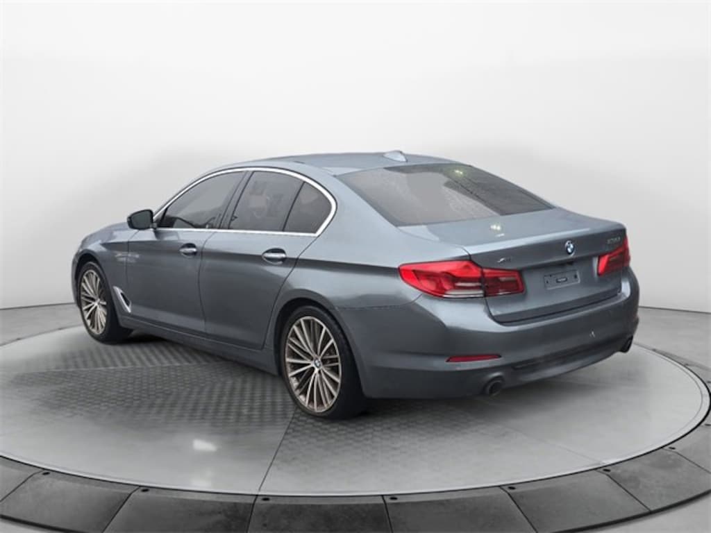 Used 2018 BMW 530i 530i xDrive Sedan