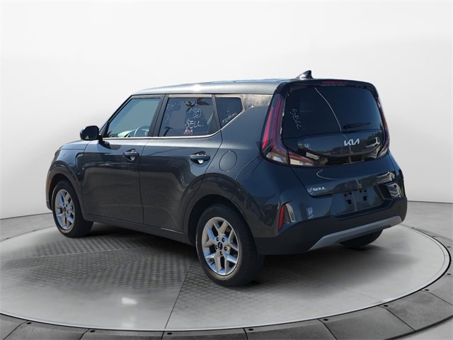 2023 Kia Soul LX photo 3