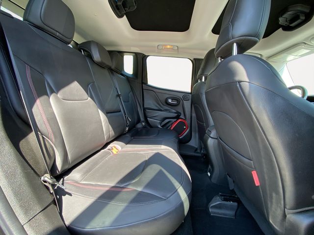 2016 Jeep Renegade Trailhawk - Photo 14
