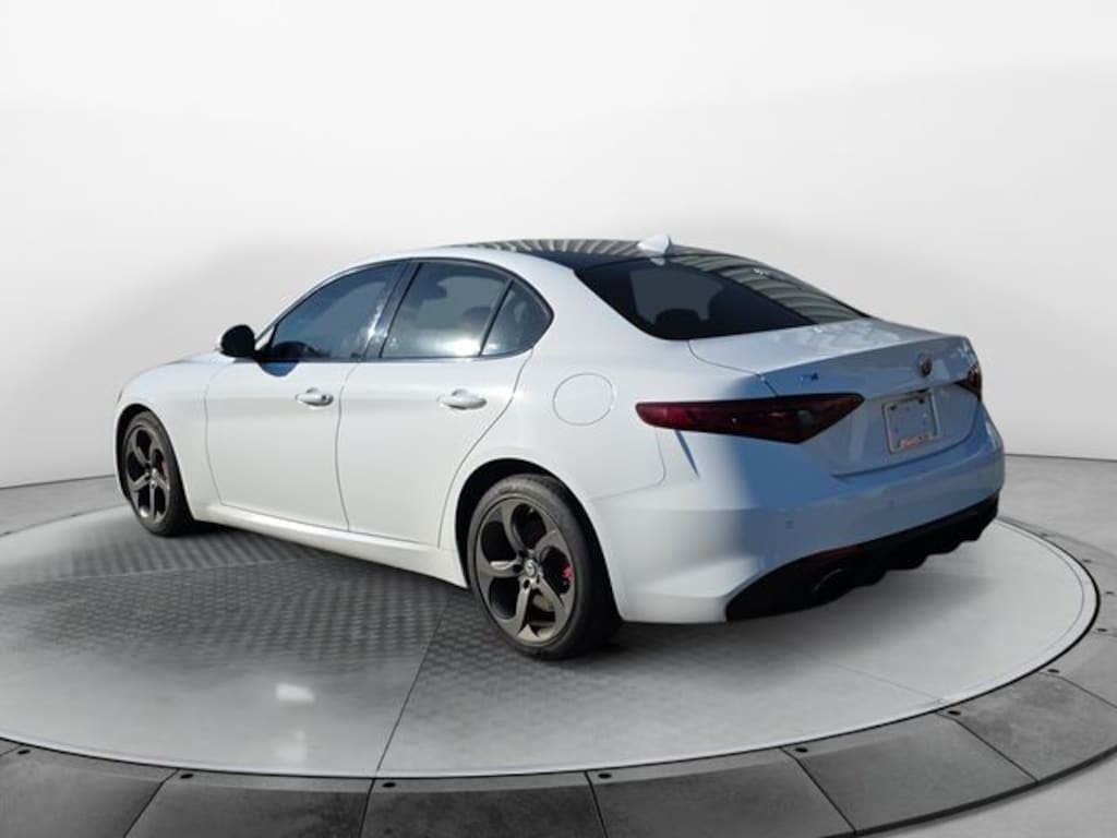 Used 2017 Alfa Romeo Giulia Sedan