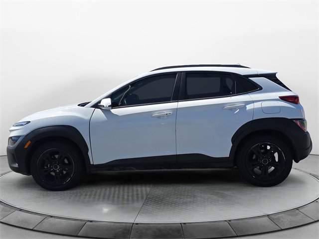 2022 Hyundai Kona SEL photo 2