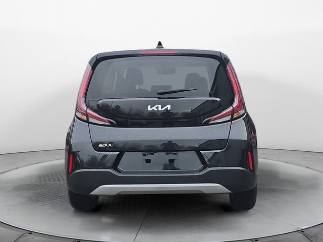 2024 Kia Soul LX photo 3