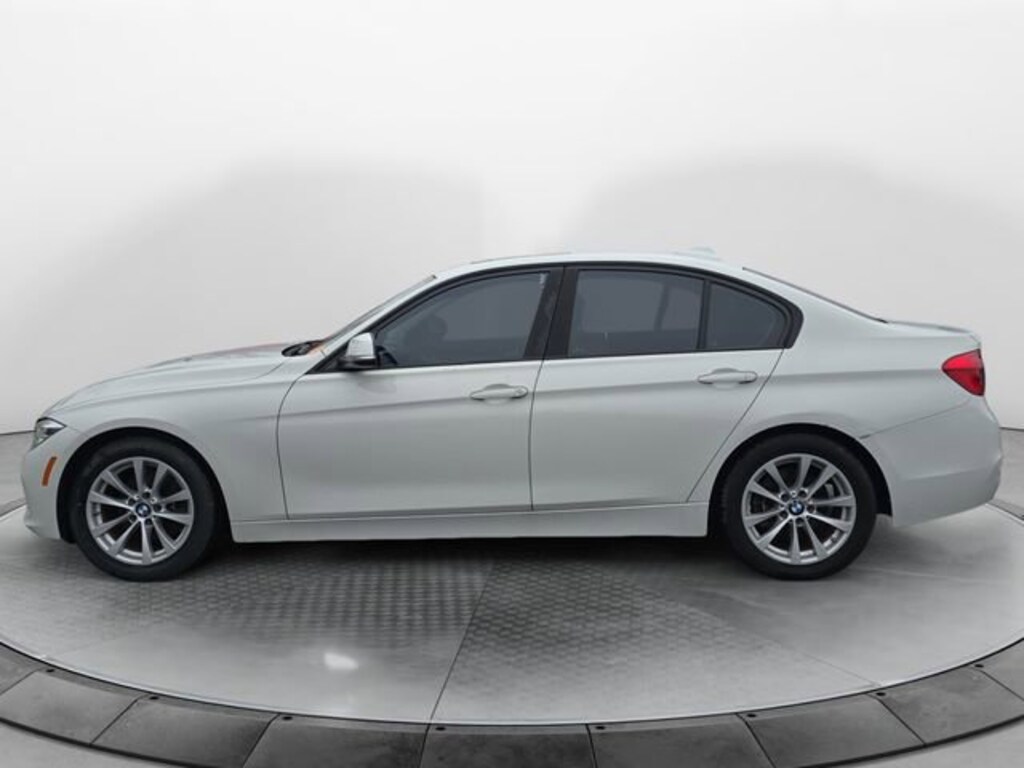 Used 2018 BMW 320i 320i Sedan