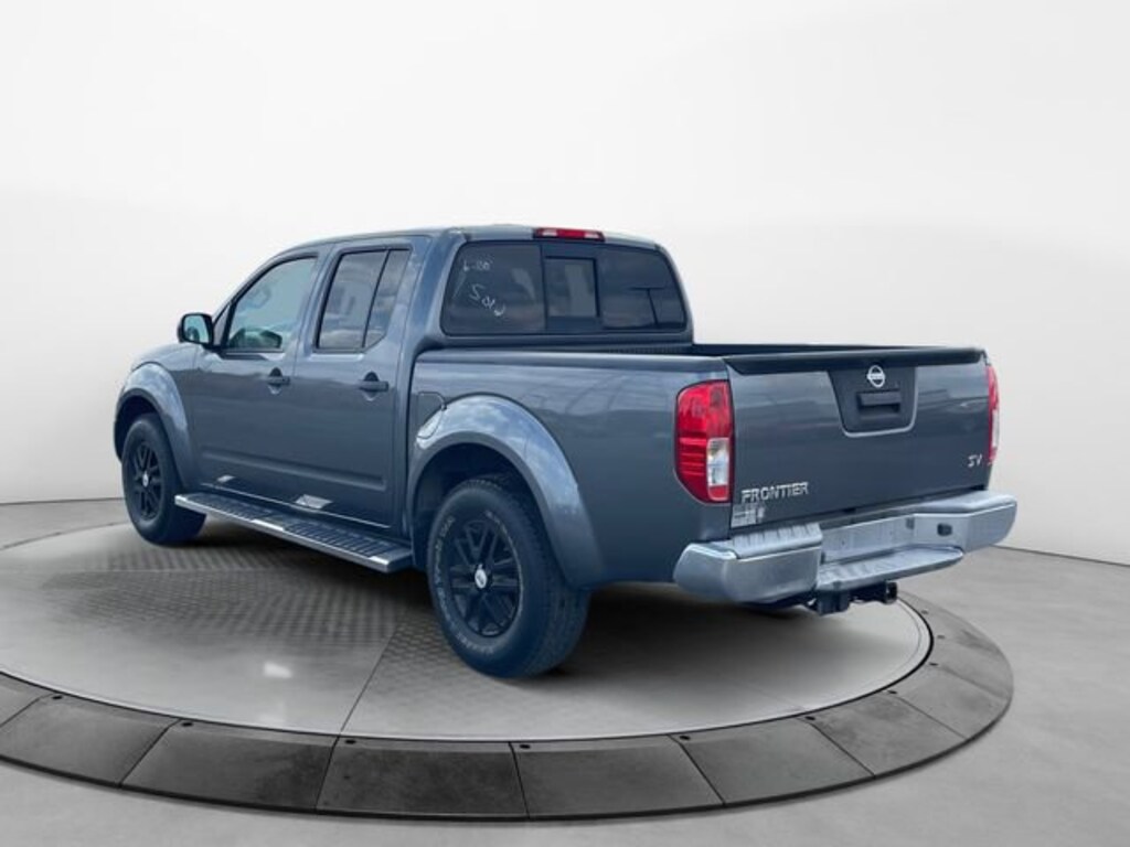 Used 2016 Nissan Frontier SV Truck Crew Cab