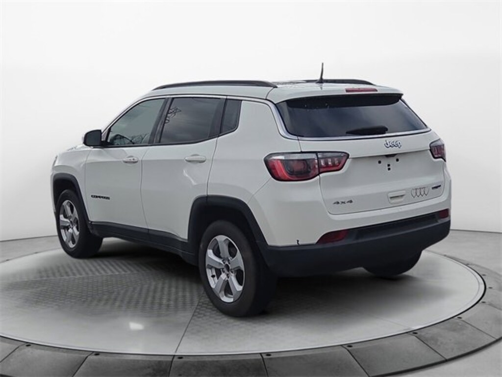 Used 2018 Jeep Compass Latitude SUV