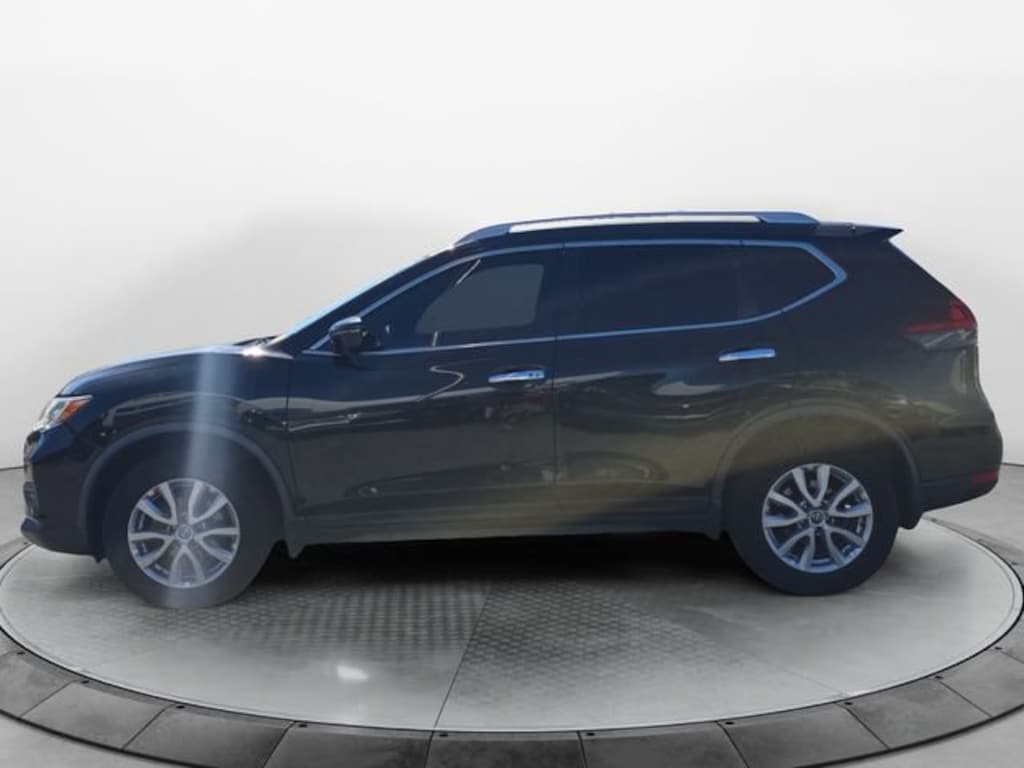 Used 2018 Nissan Rogue SV SUV