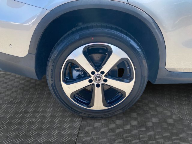2021 Mercedes-Benz GLC GLC300 - Photo 34