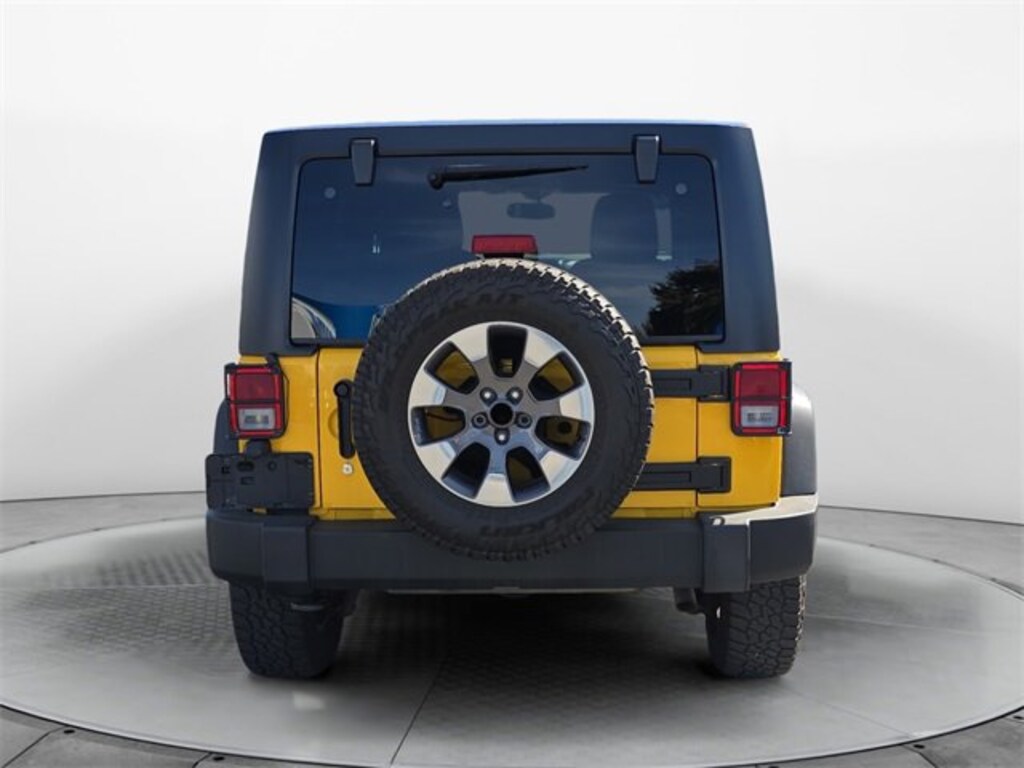 Used 2015 Jeep Wrangler Unlimited Sport SUV