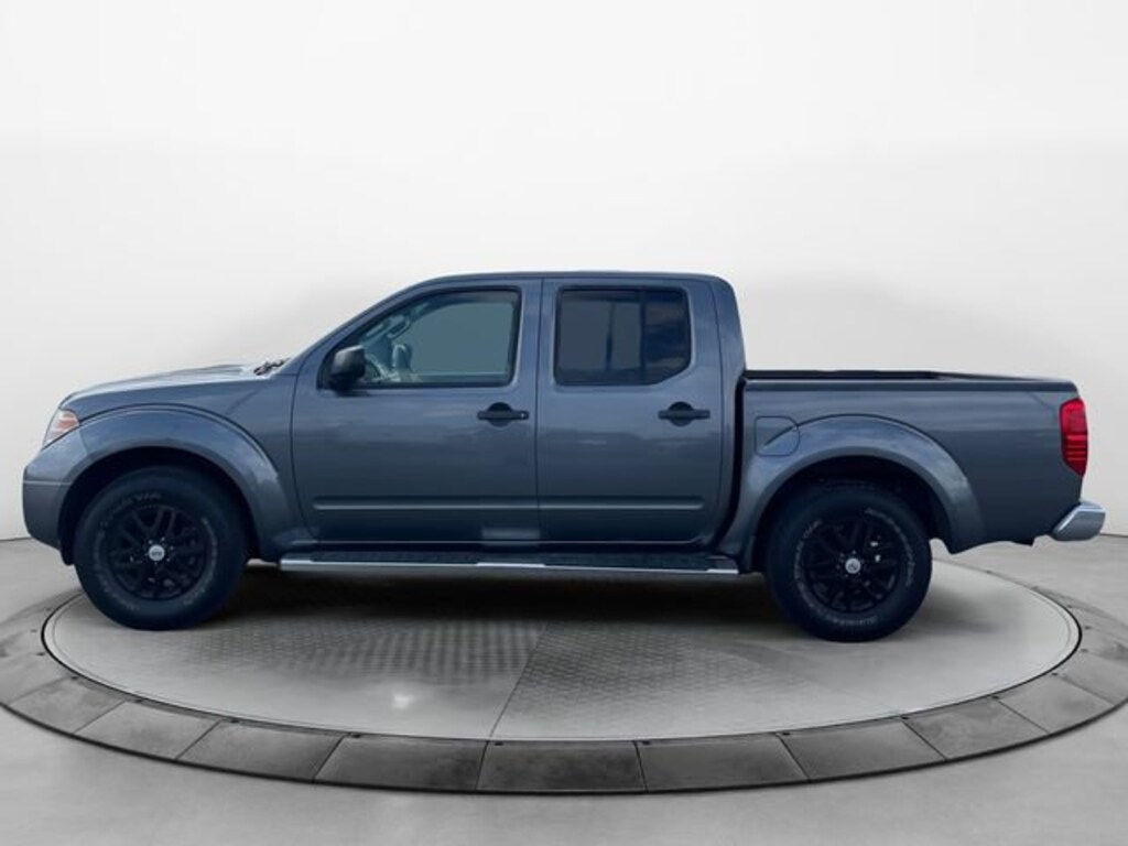 Used 2016 Nissan Frontier SV Truck Crew Cab