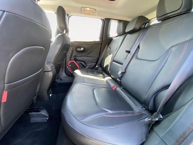 2016 Jeep Renegade Trailhawk - Photo 13