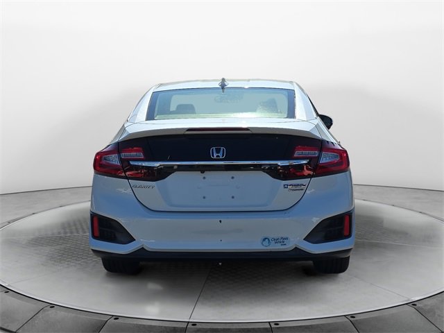2018 Honda Clarity Plug-In Hybrid Touring photo 4