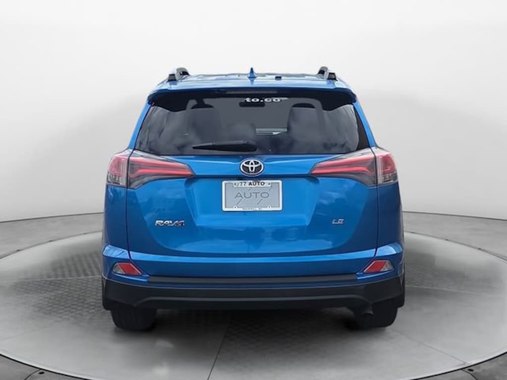 Used 2018 Toyota RAV4 LE SUV