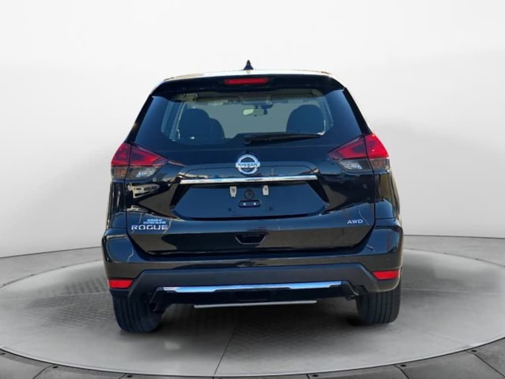 Used 2019 Nissan Rogue S SUV