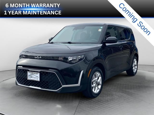 2024 Kia Soul LX's photo