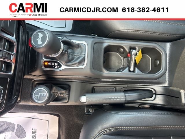 2025 Jeep Wrangler 4-Door Sahara - Photo 24
