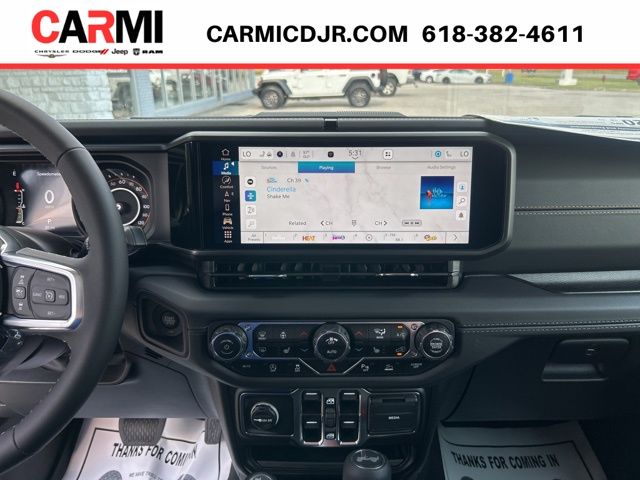 2025 Jeep Wrangler 4-Door Sahara - Photo 18