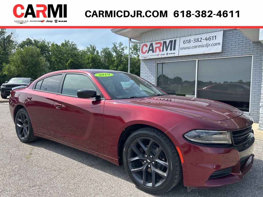 2019 Dodge Charger SXT's photo