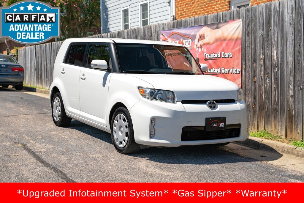 2013 Scion xB Base photo 2