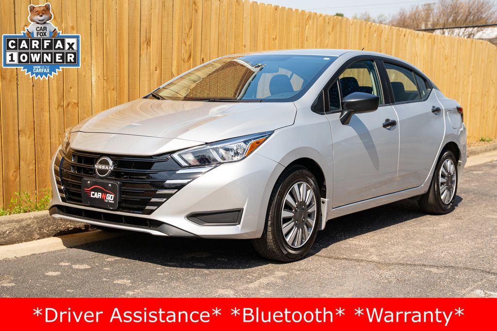 2024 Nissan Versa 1.6 S CVT's photo