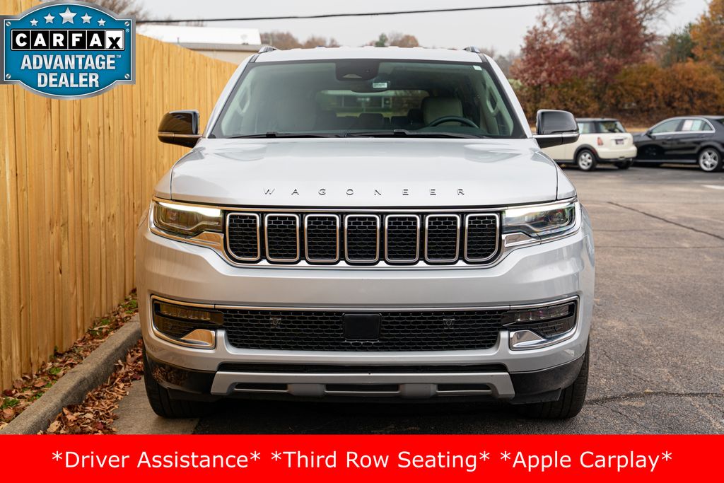 2024 Jeep Wagoneer L Series II photo 2