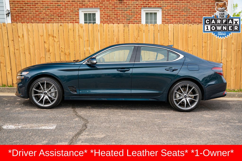2025 GENESIS G70 Standard - Photo 10