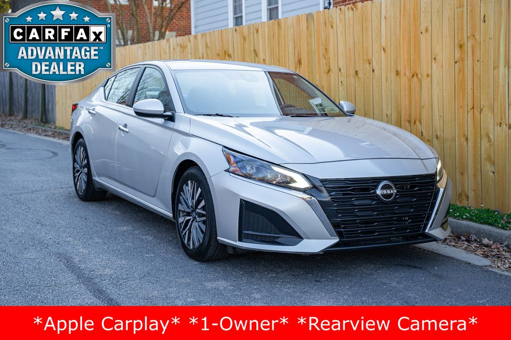 2023 Nissan Altima 2.5 SV photo 3