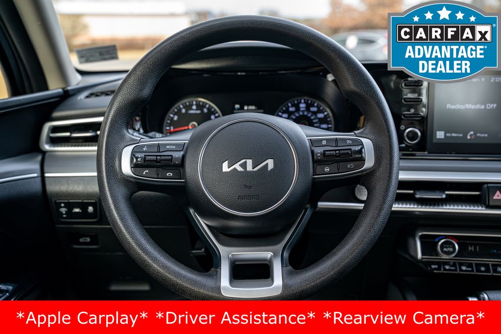2023 Kia K5 LXS - Photo 22