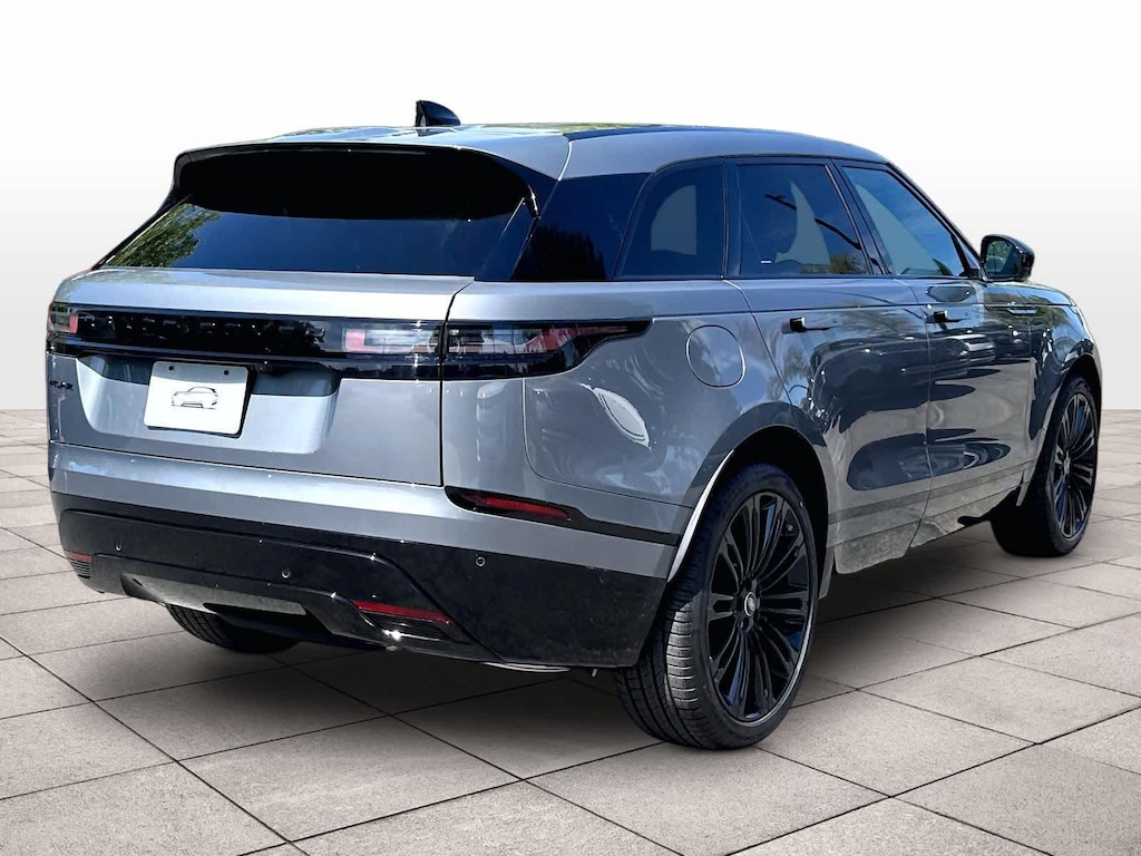 New 2026 Land Rover Range Rover Velar Dynamic SE
