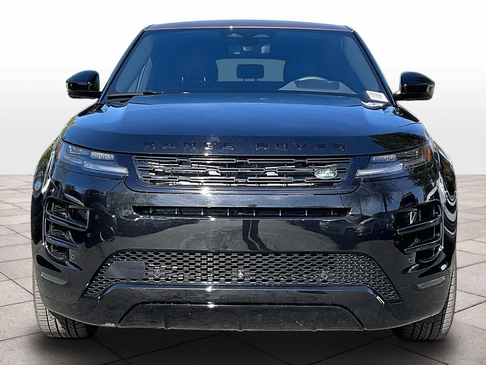 2026 Land Rover Range Rover Evoque Dynamic SE photo 2