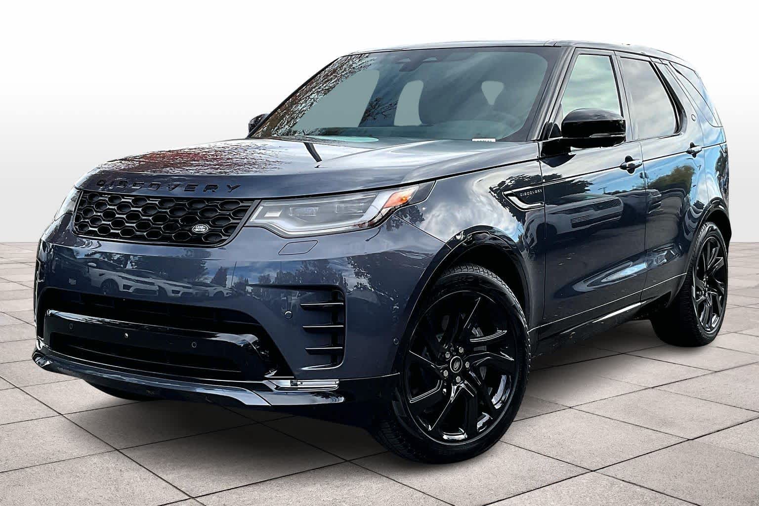 2025 Land Rover Discovery Dynamic SE's photo