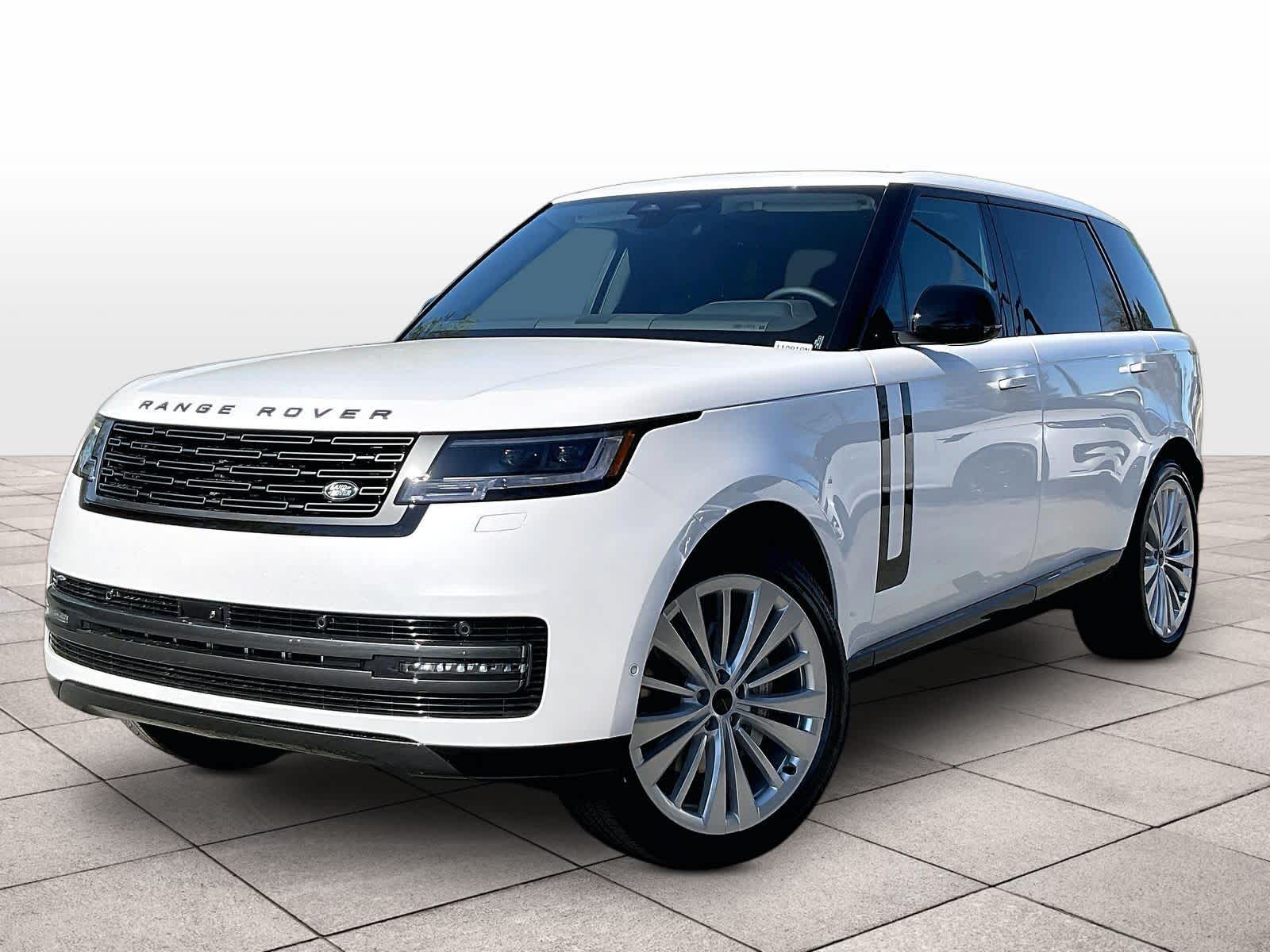 2026 Land Rover Range Rover 3.0 SE LWB 7's photo