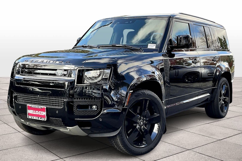 New 2025 Land Rover Defender 130 X-Dynamic SE SUV